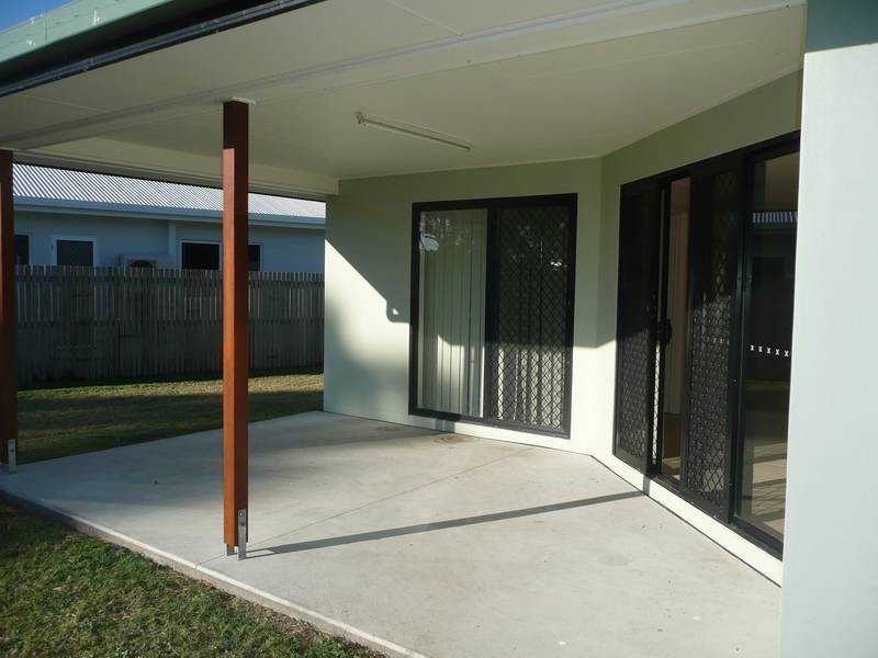 5 Cullen Close, Bowen QLD 4805