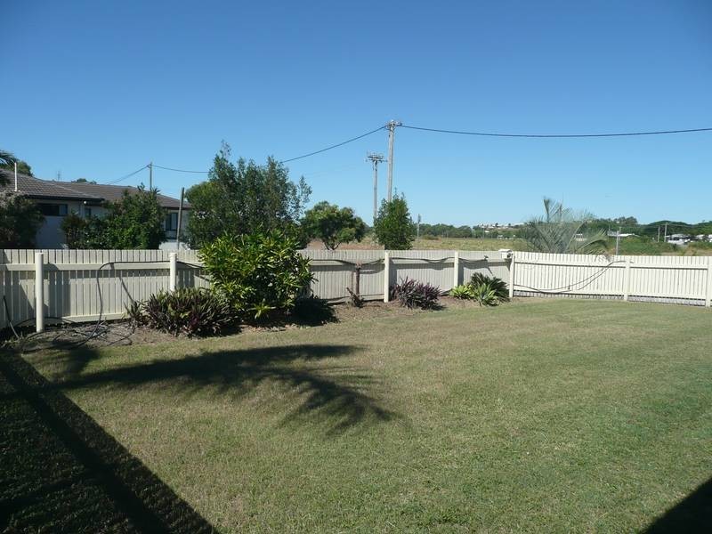 190 Queens Road, Bowen QLD 4805