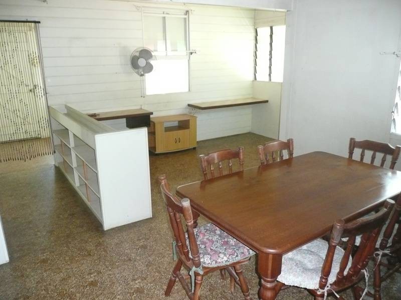 37 Sinclair Street, Bowen QLD 4805