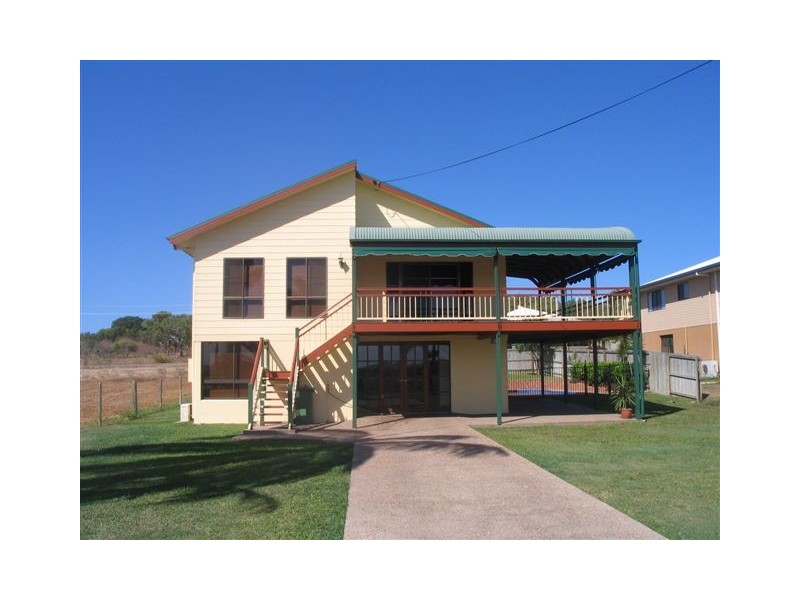 36 Wentworth Street, Bowen QLD 4805