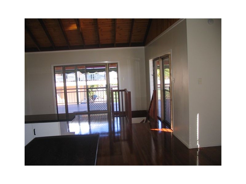 36 Wentworth Street, Bowen QLD 4805