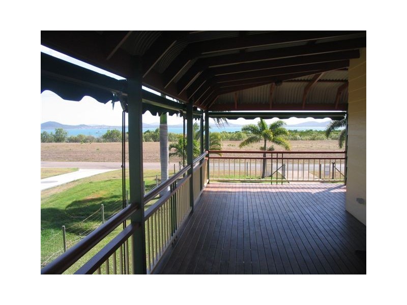 36 Wentworth Street, Bowen QLD 4805