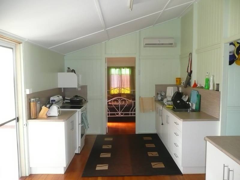 26 Matthews Street, Bowen QLD 4805