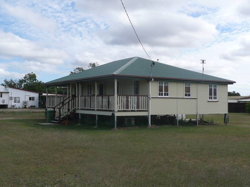 26 Matthews Street, Bowen QLD 4805