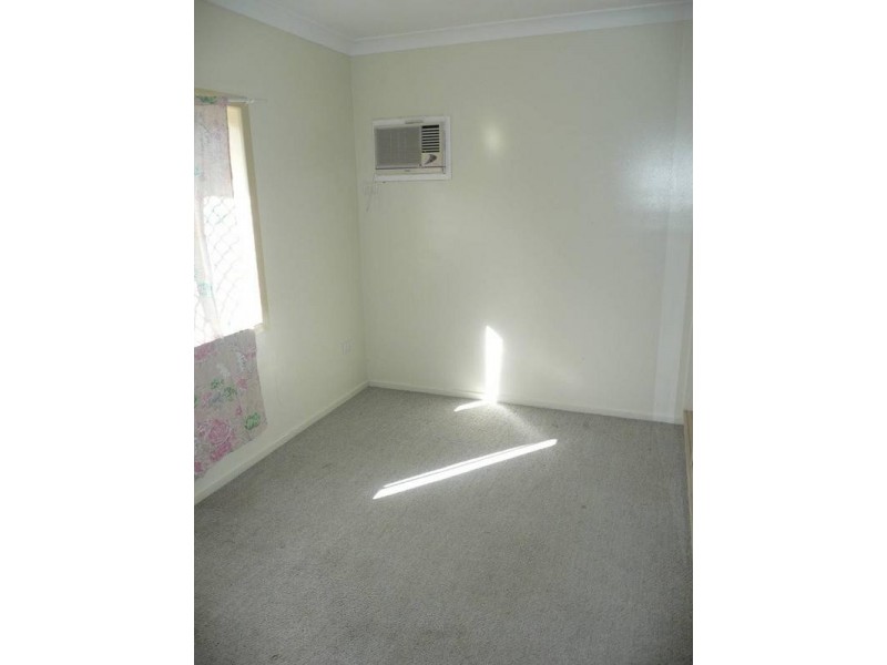 10 Oak Street, Bowen QLD 4805