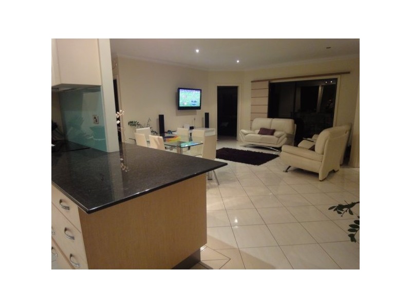 4/101 Herbert Street, Bowen QLD 4805