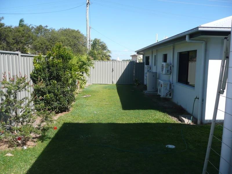 4/25 Don Street, Bowen QLD 4805