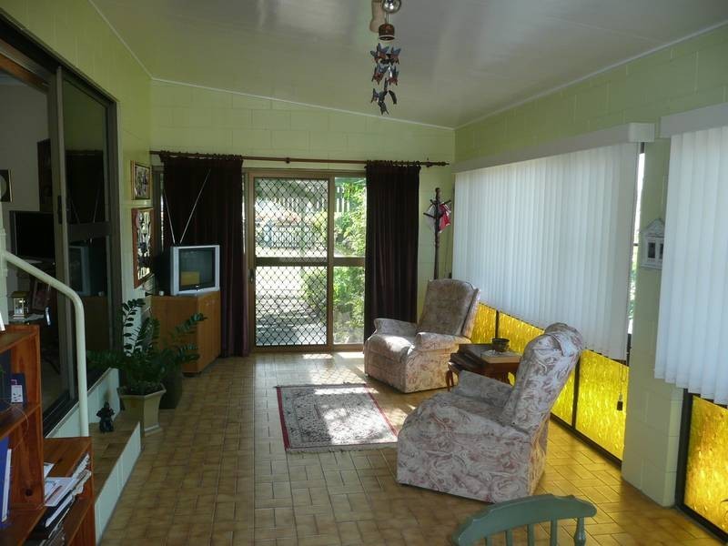 42 Tollington Road, Bowen QLD 4805