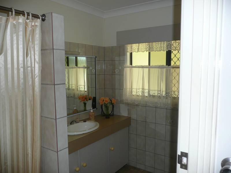 42 Tollington Road, Bowen QLD 4805