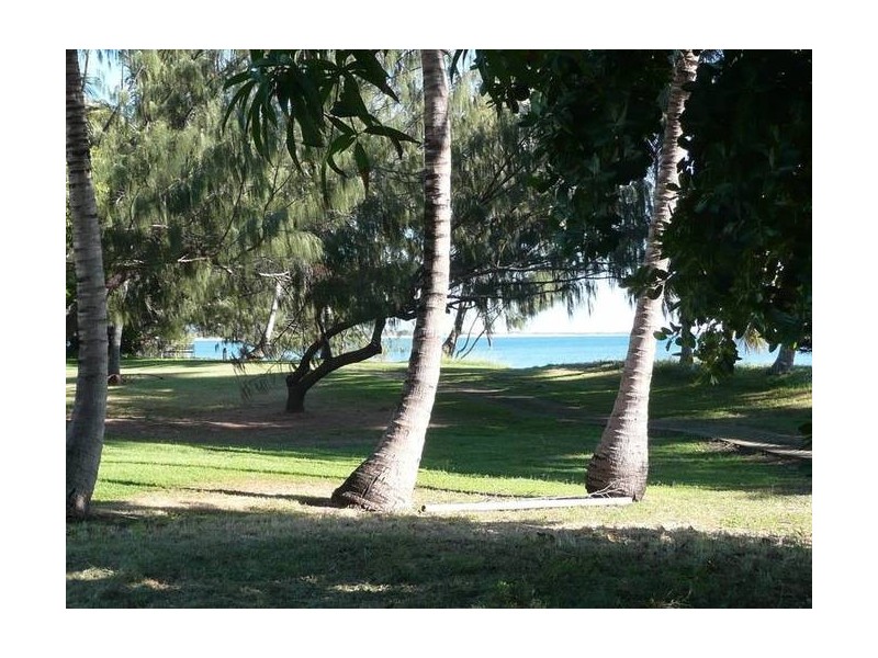 30 Horseshoe Bay Road, Bowen QLD 4805