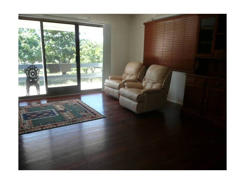 30 Horseshoe Bay Road, Bowen QLD 4805