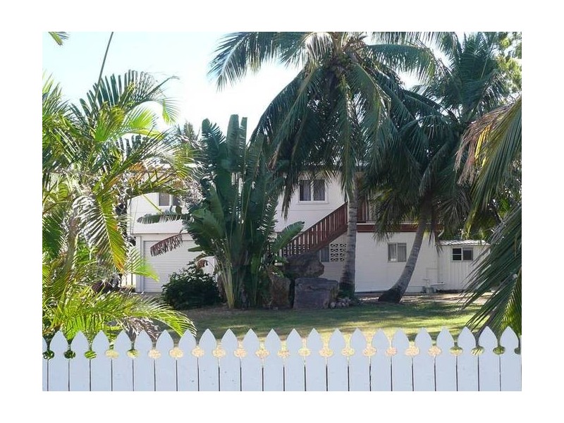 30 Horseshoe Bay Road, Bowen QLD 4805