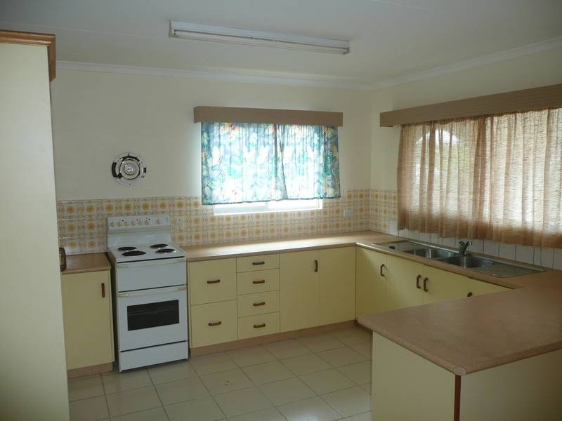 18 Casuarina Street, Bowen QLD 4805