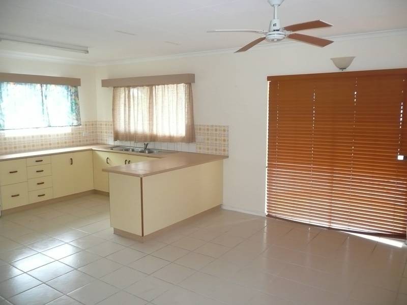 18 Casuarina Street, Bowen QLD 4805