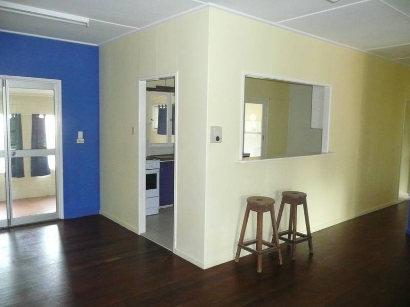 9 Livingstone Street, Bowen QLD 4805
