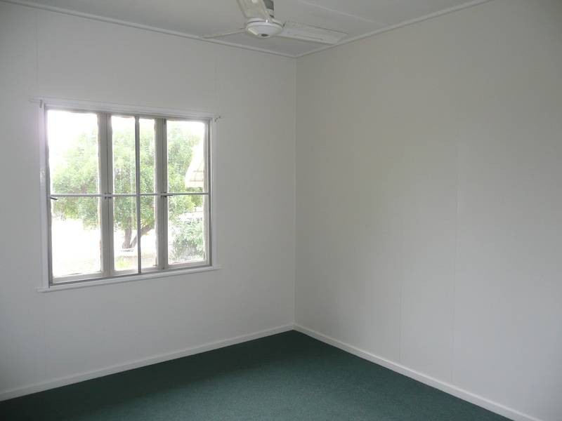 9 Livingstone Street, Bowen QLD 4805