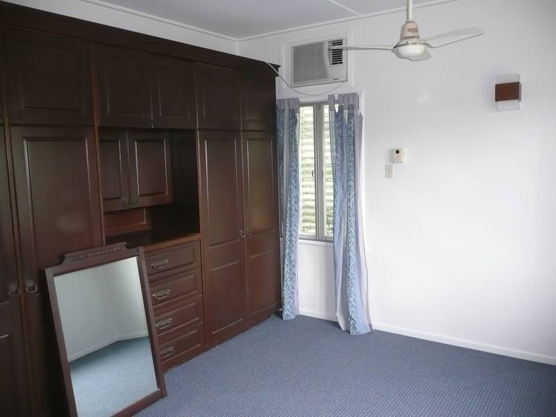 9 Livingstone Street, Bowen QLD 4805