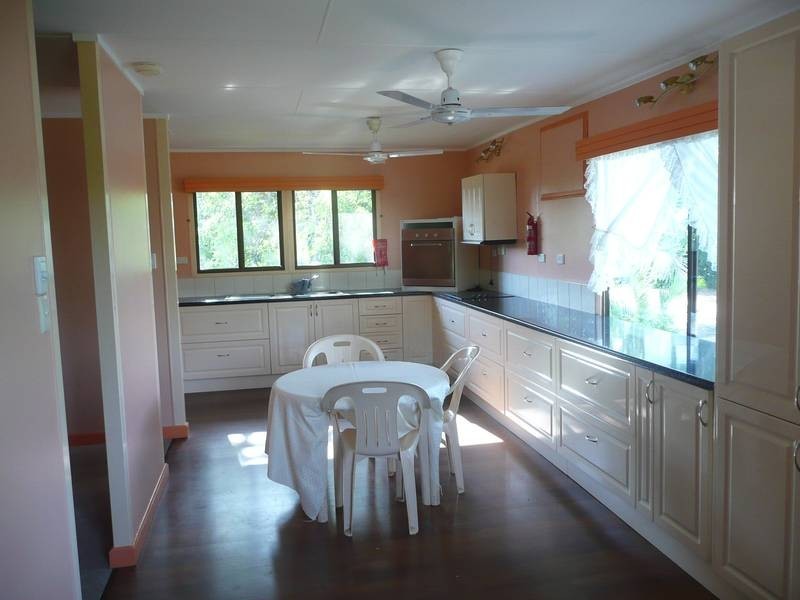 10 McLennan Street, Collinsville QLD 4804