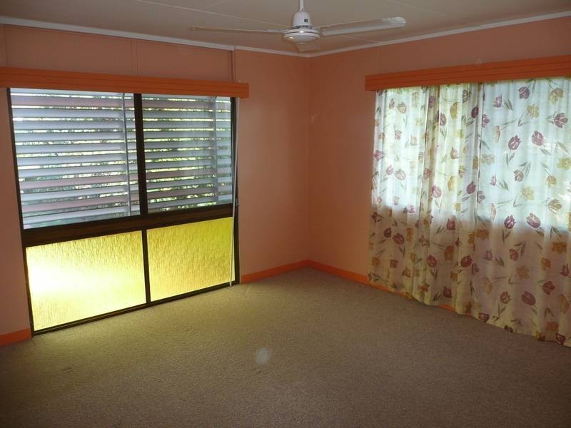 10 McLennan Street, Collinsville QLD 4804