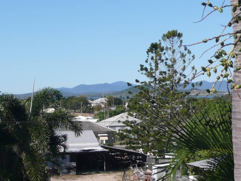 2A Sproule Street, Bowen QLD 4805