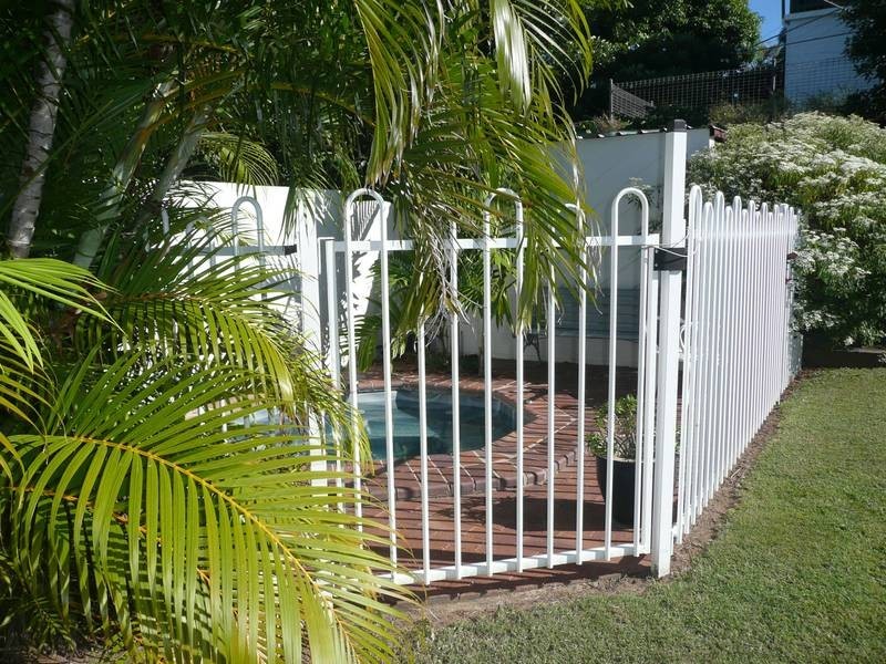 2A Sproule Street, Bowen QLD 4805