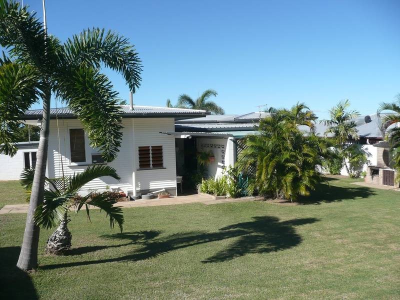 2A Sproule Street, Bowen QLD 4805