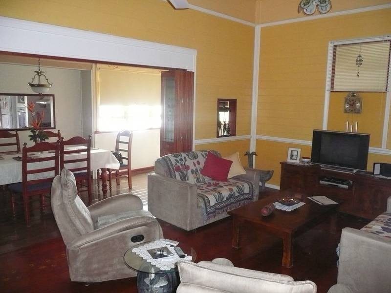6 Hay Street, Bowen QLD 4805