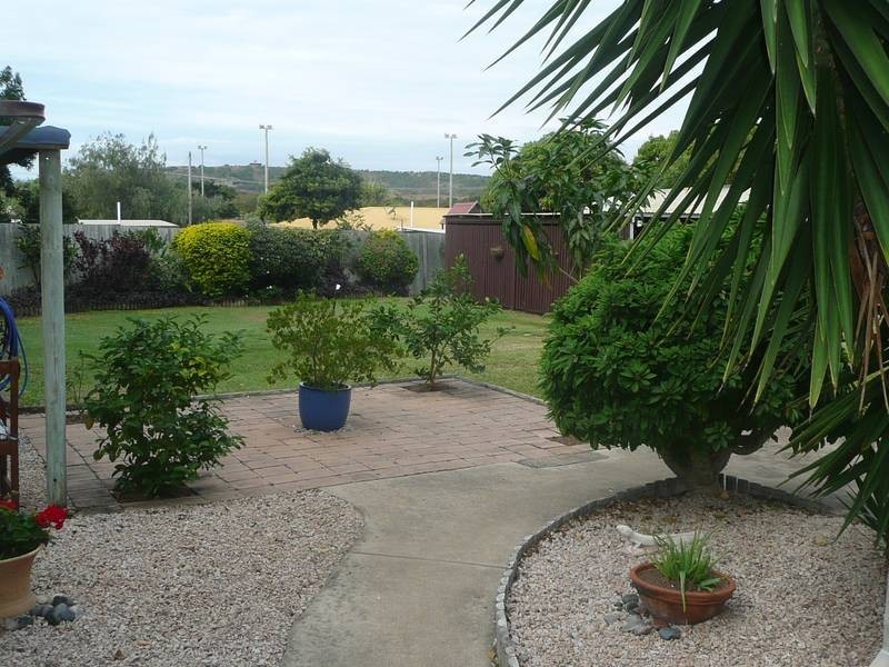 6 Hay Street, Bowen QLD 4805