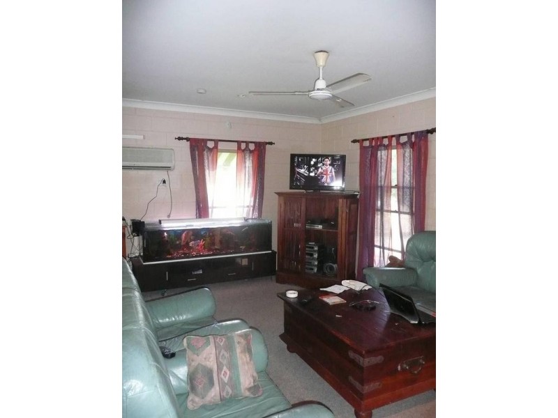 50 Wentworth Street, Bowen QLD 4805