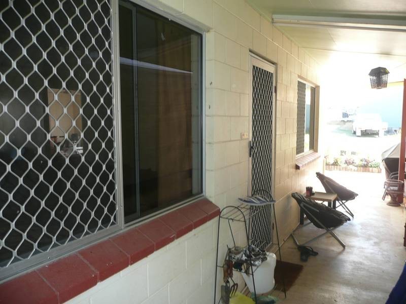 4/70 Powell Street, Bowen QLD 4805