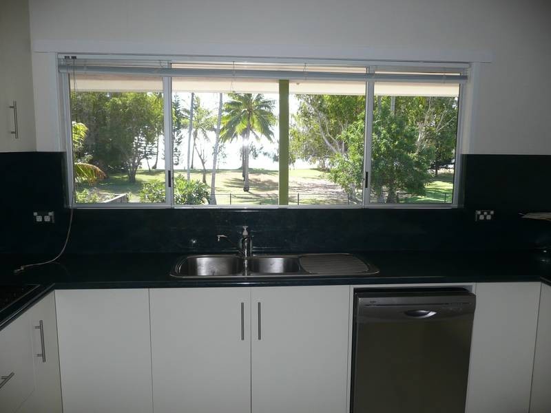 34 Horseshoe Bay Road, Bowen QLD 4805