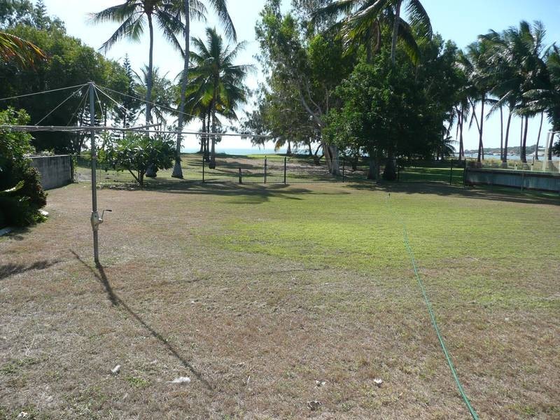 34 Horseshoe Bay Road, Bowen QLD 4805