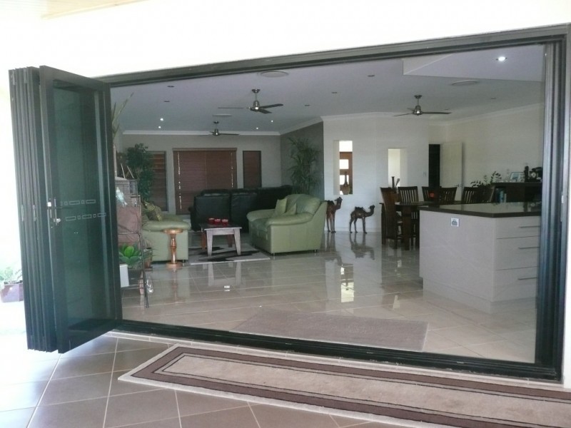 2 Marine Parade, Bowen QLD 4805