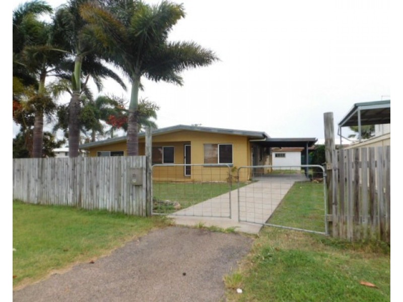 32 Russell Street, Bowen QLD 4805