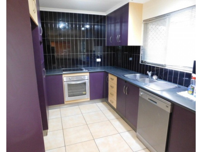 32 Russell Street, Bowen QLD 4805