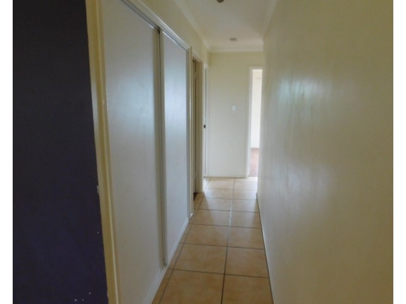 32 Russell Street, Bowen QLD 4805