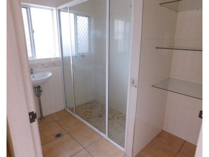 32 Russell Street, Bowen QLD 4805