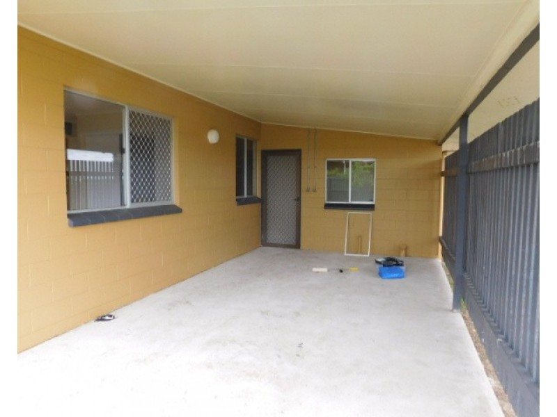 32 Russell Street, Bowen QLD 4805