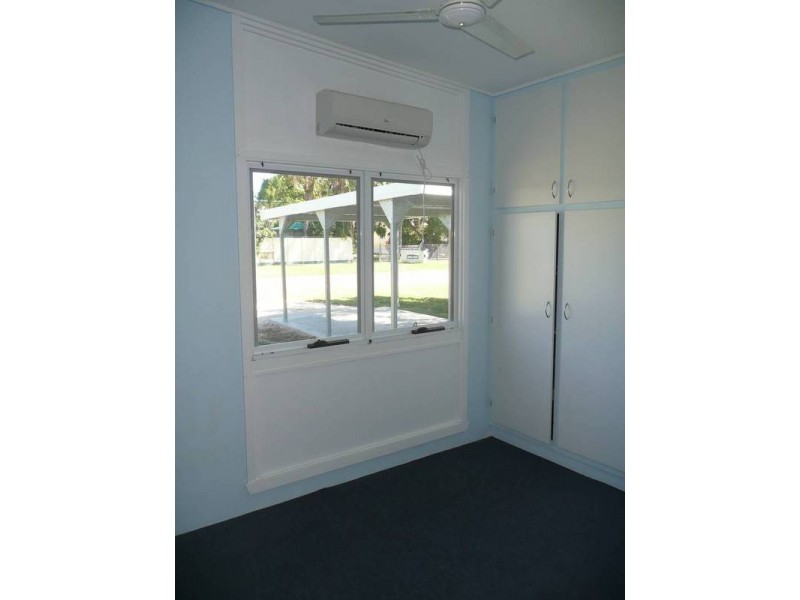 10 Marshall Street, Bowen QLD 4805