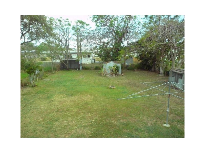 18 George Street, Bowen QLD 4805