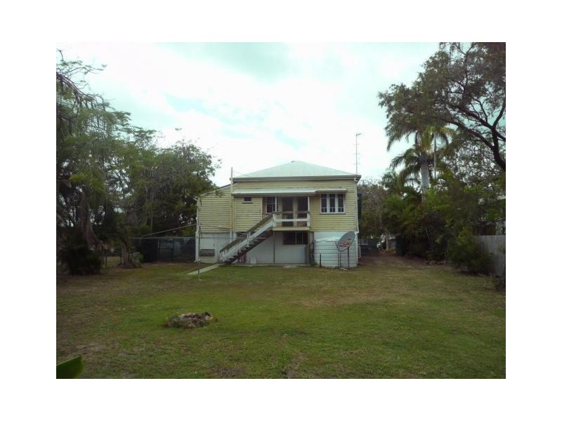 18 George Street, Bowen QLD 4805