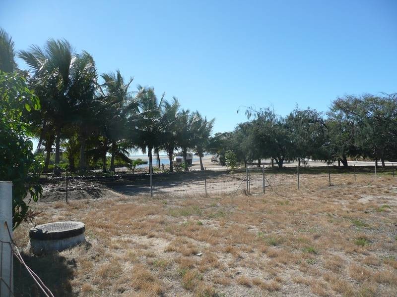 86 Whitsunday Street, Bowen QLD 4805