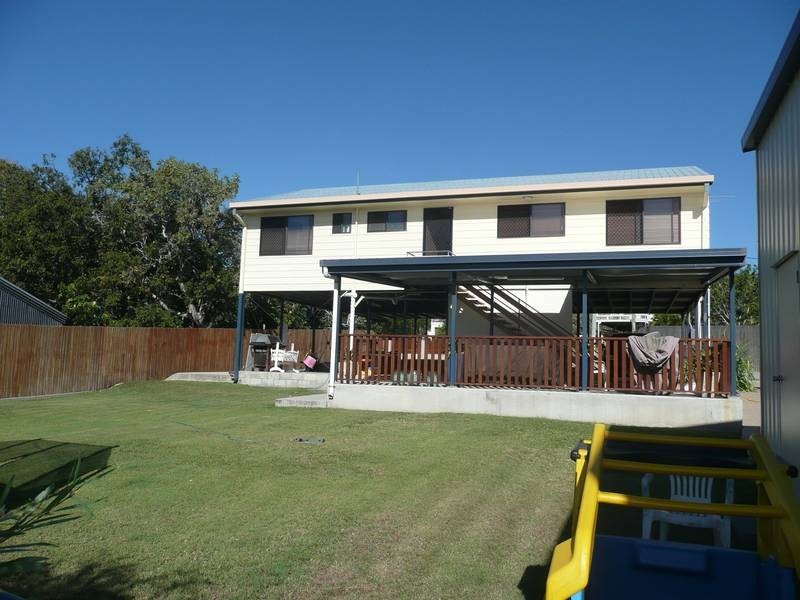14 Salisbury Crescent, Bowen QLD 4805