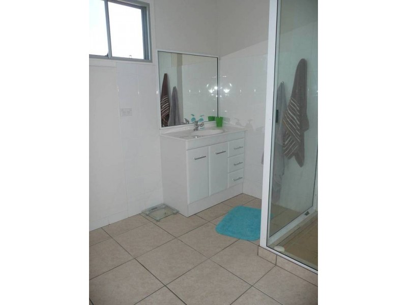 21 Hay Street, Bowen QLD 4805
