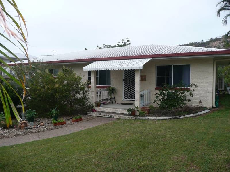 52 Rose Bay Road, Bowen QLD 4805