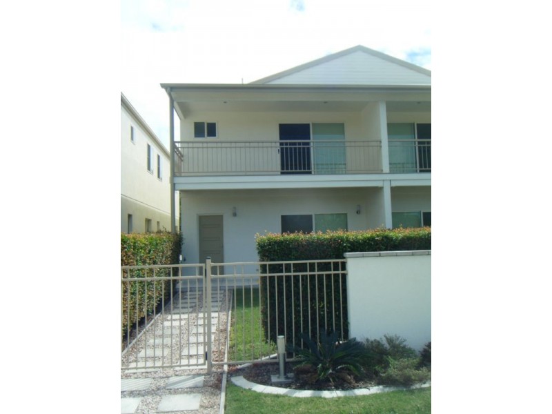 4/1 Murroona Road, Bowen QLD 4805