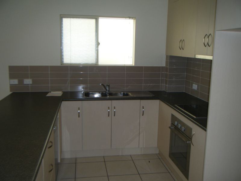 4/1 Murroona Road, Bowen QLD 4805