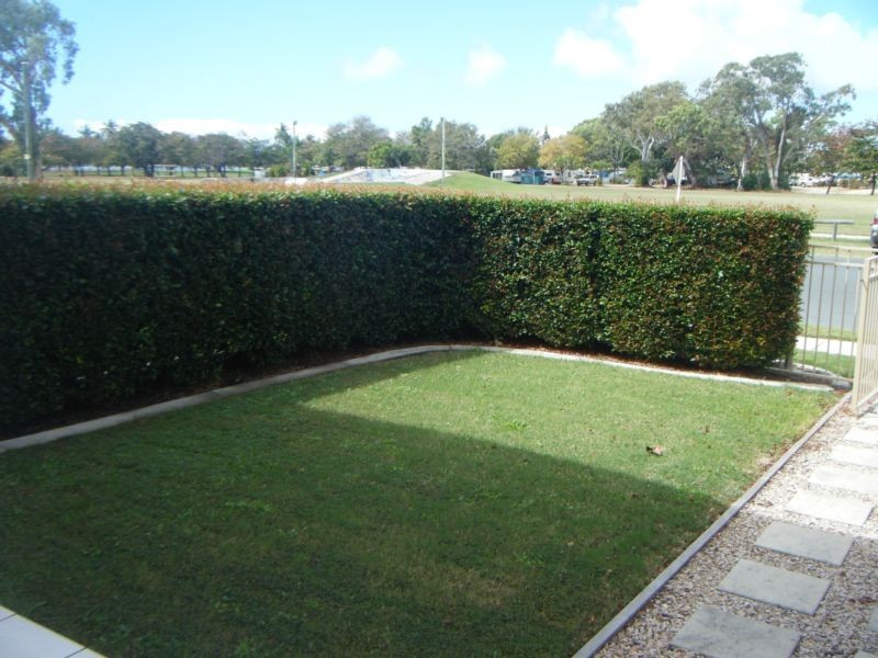 4/1 Murroona Road, Bowen QLD 4805