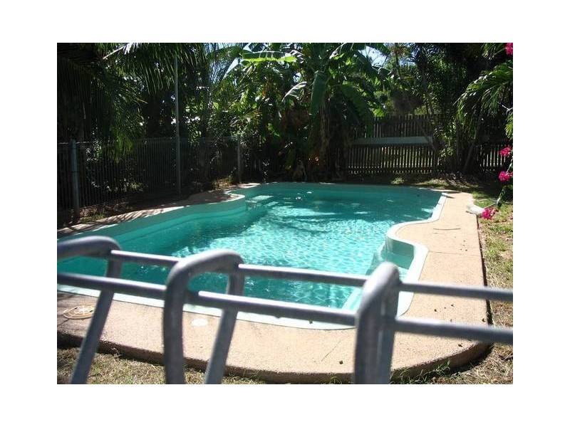 24 Ninth Avenue, Collinsville QLD 4804