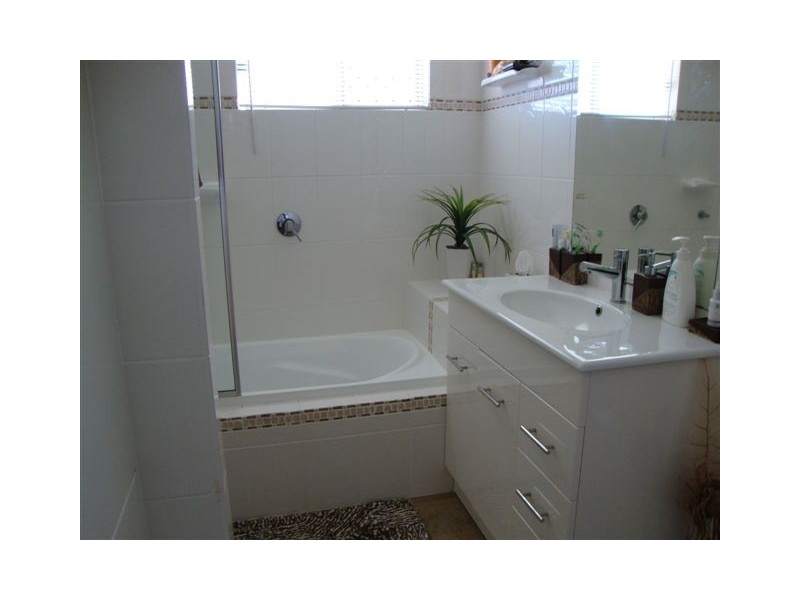 15 Pilcher Place, Bowen QLD 4805